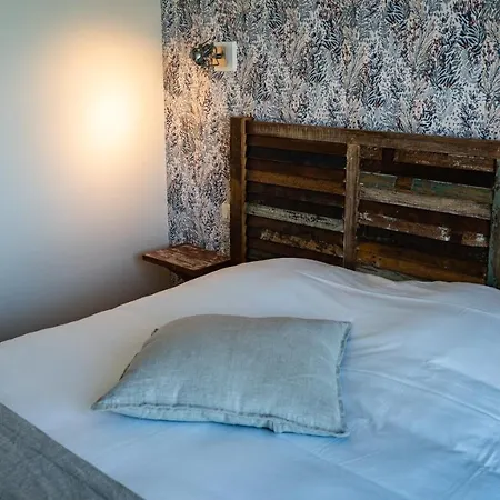 Otel Vauban 2*